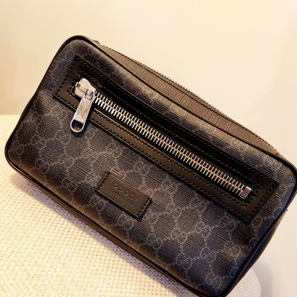 Authentic Gucci Sling bag #474293 - Picture 2 of 8